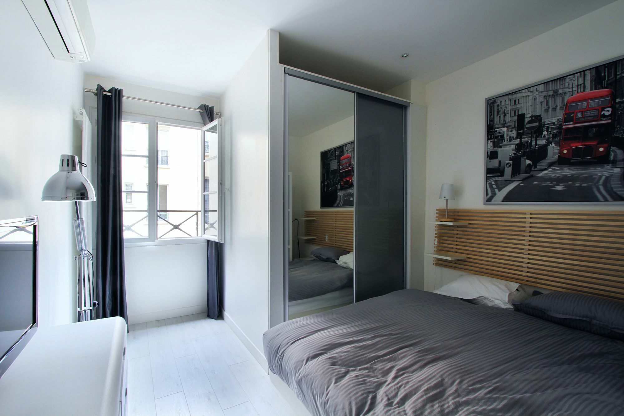 Apartment Pelican - Apt. Near Eiffel Tower